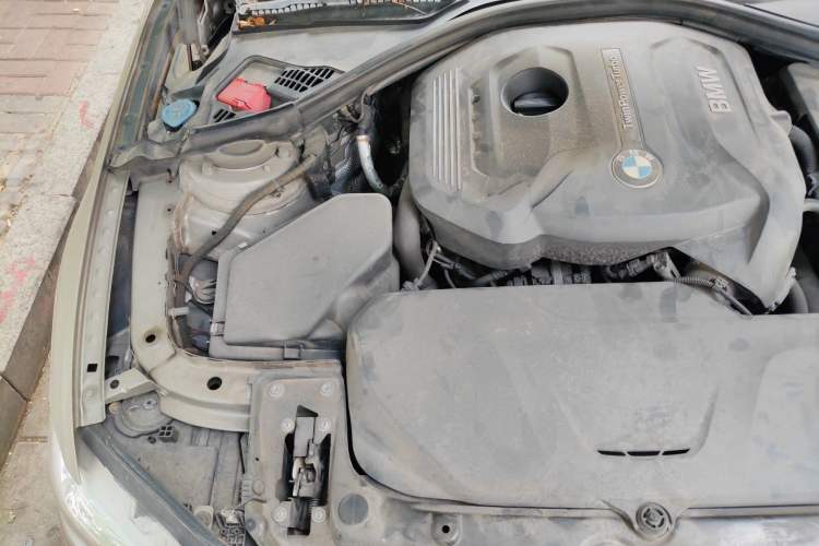 Used BMW 3 Series 2018 320Li Fashion Model Engine Bay Right