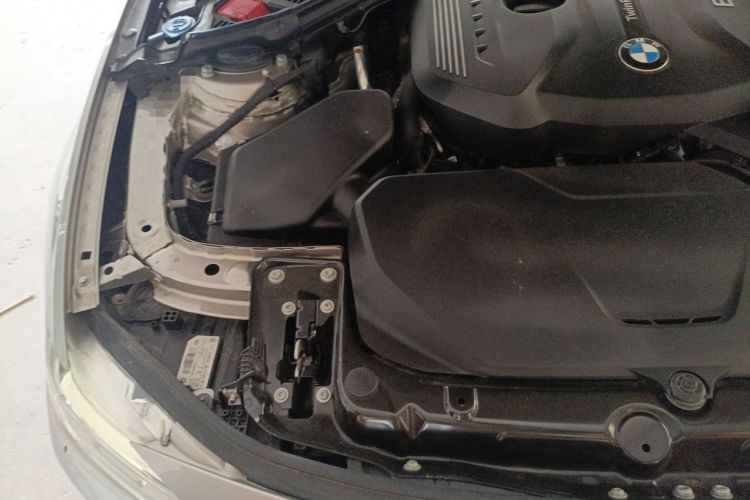 Used BMW 3 Series 2018 320Li Fashion Model Engine Bay Right