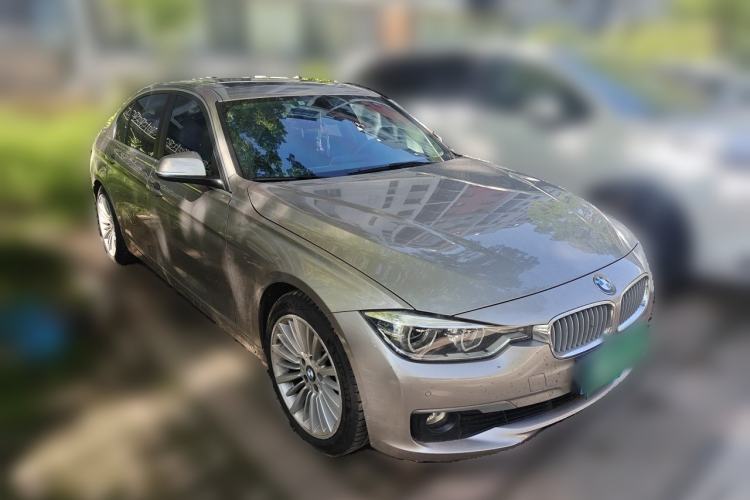 Used BMW 3 Series 2018 320Li Fashion Model Front Right 45 Deg