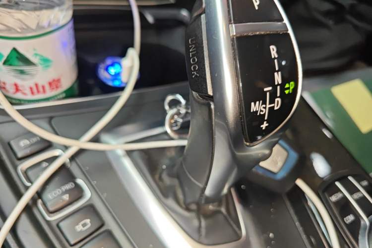 Used BMW 3 Series 2018 320Li M Sport Night Edition Gear Lever