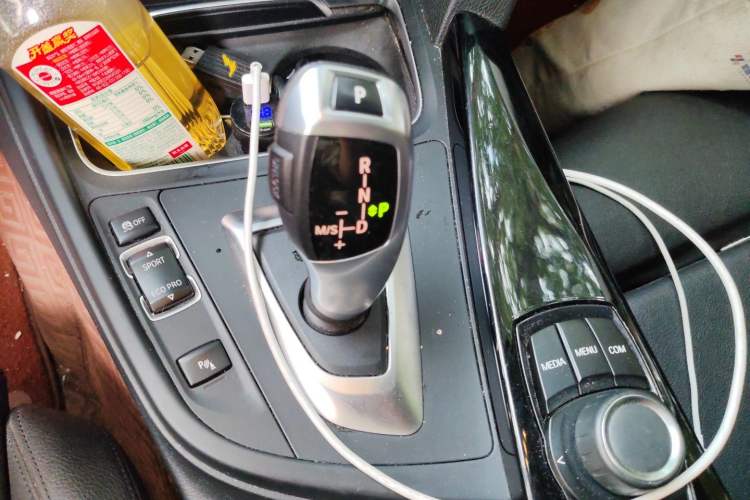 Used BMW 3 Series 2018 320Li Fashion Model Gear Lever