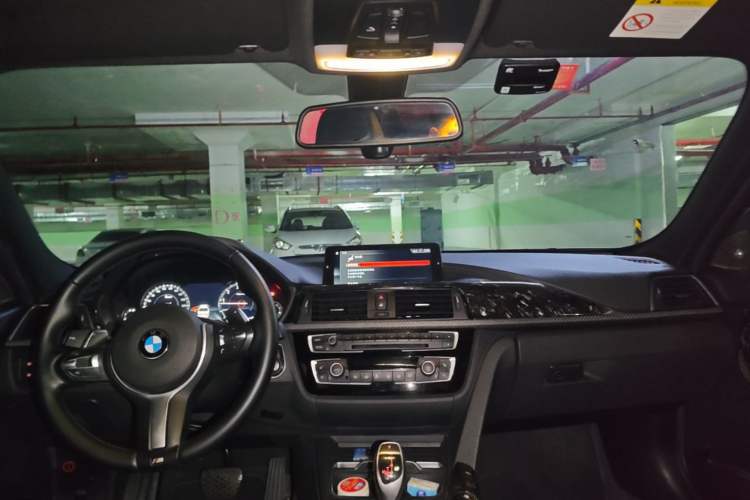Used BMW 3 Series 2018 330i M Sport Night Edition Headliner