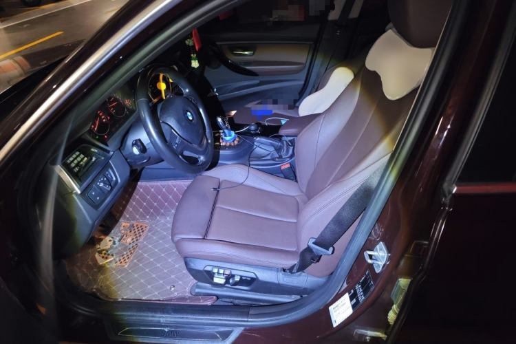 Used BMW 3 Series 2018 320Li Fashion Model Left Front Seat