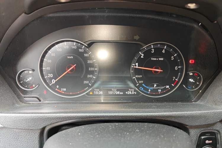 Used BMW 3 Series 2018 320Li M Sport Night Edition Odometer Close Up
