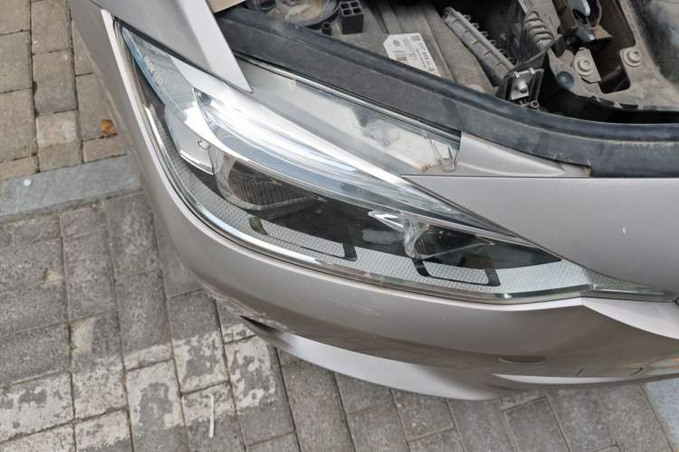 Used BMW 3 Series 2018 320Li Fashion Model Right Front Headlight