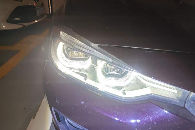 Used BMW 3 Series 2018 320Li Fashion Model Right Front Headlight