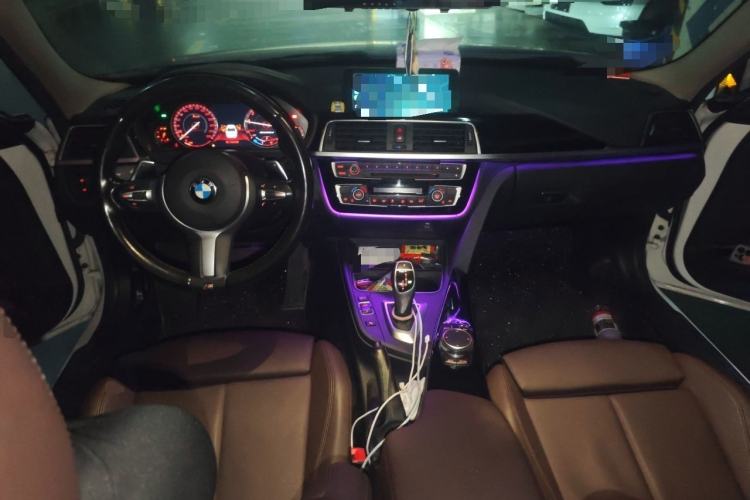 Used BMW 3 Series 2018 320Li Leading Model M Sport Package Center Console