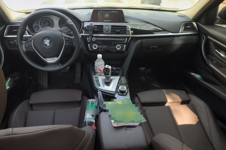 Used BMW 3 Series 2018 320Li Fashion Model Center Console