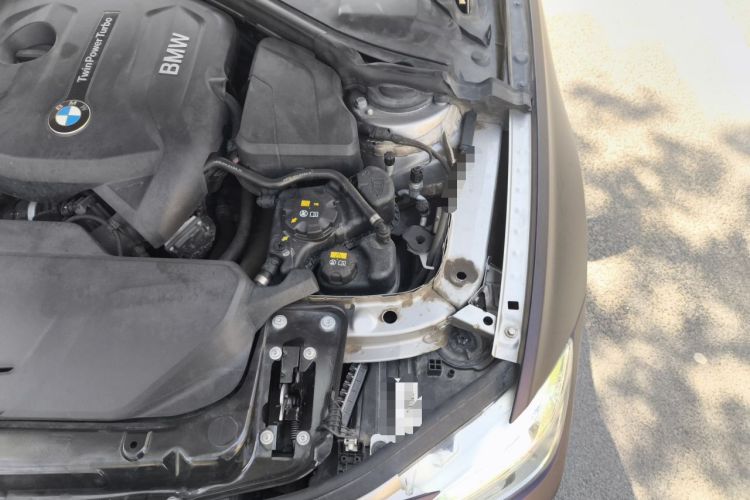 Used BMW 3 Series 2018 320Li Fashion Model Engine Bay Left