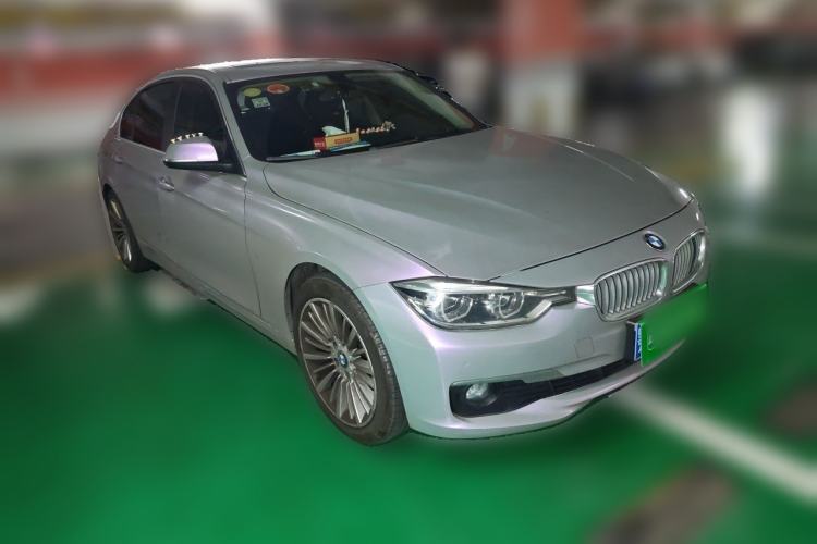 Used BMW 3 Series 2018 320Li Fashion Model Front Right 45 Deg