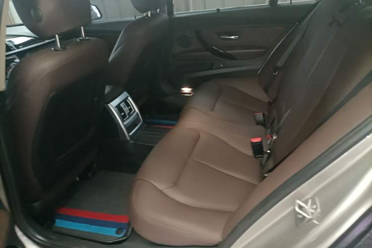 Used BMW 3 Series 2018 320Li Fashion Model Left Rear Seat