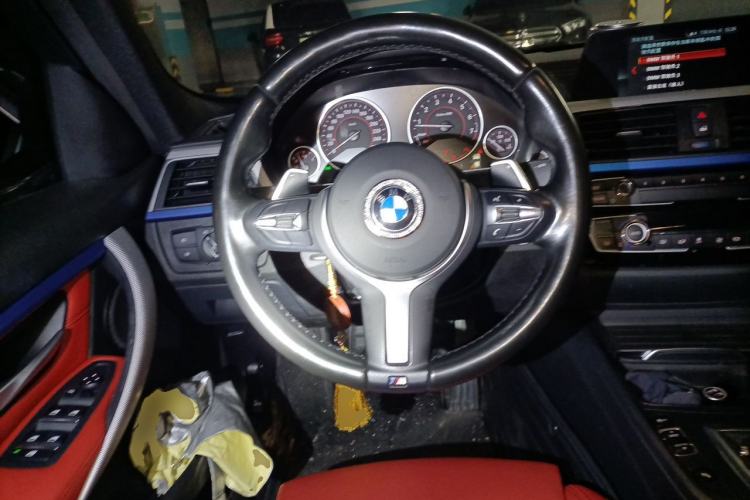 Used BMW 3 Series 2018 320i M Sport Package Steering Wheel