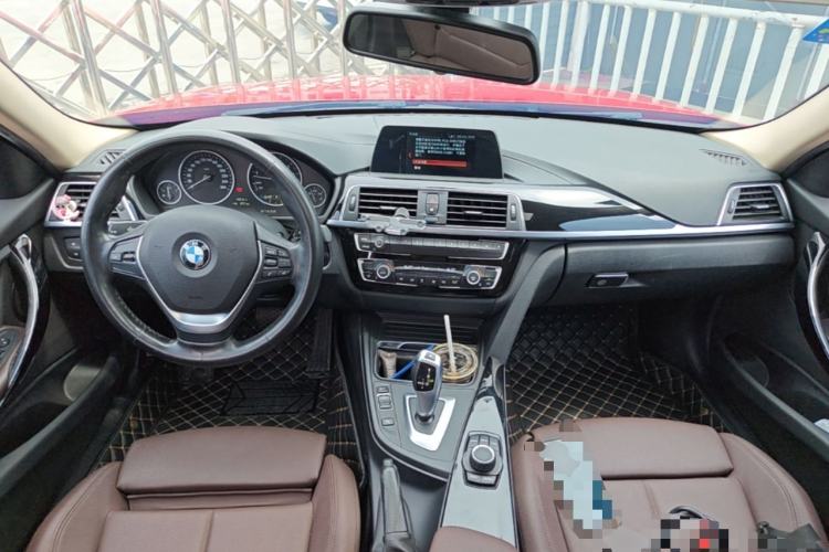 Used BMW 3 Series 2018 320Li Fashion Model Center Console