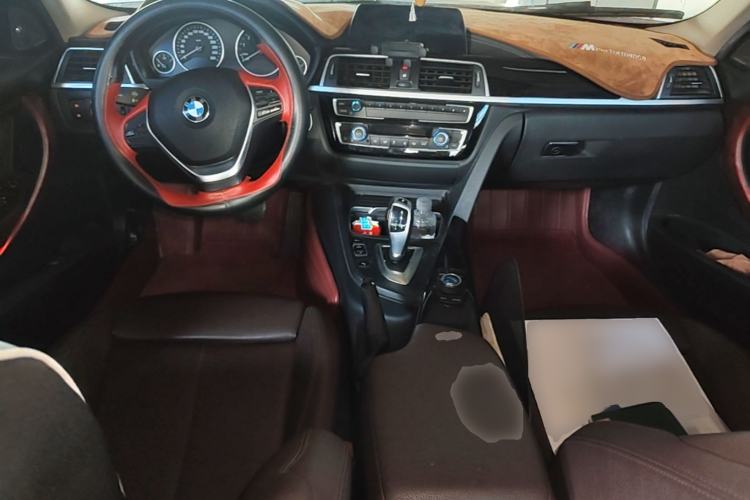 Used BMW 3 Series 2018 320Li Fashion Model Center Console