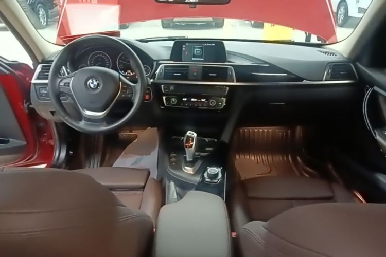 Used BMW 3 Series 2018 320Li Fashion Model Center Console