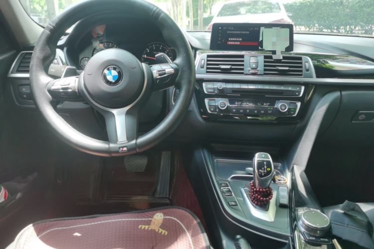Used BMW 3 Series 2018 320Li Leading Model M Sport Package Center Console
