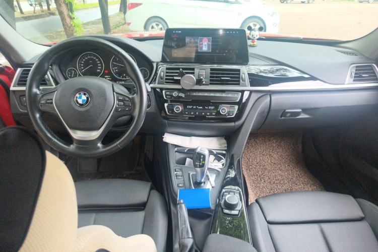 Used BMW 3 Series 2018 320Li Fashion Model Center Console
