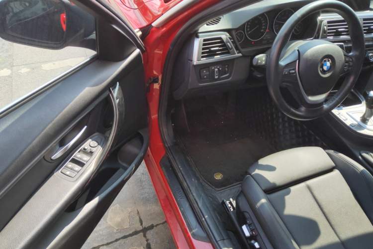 Used BMW 3 Series 2018 318Li Driver Seat