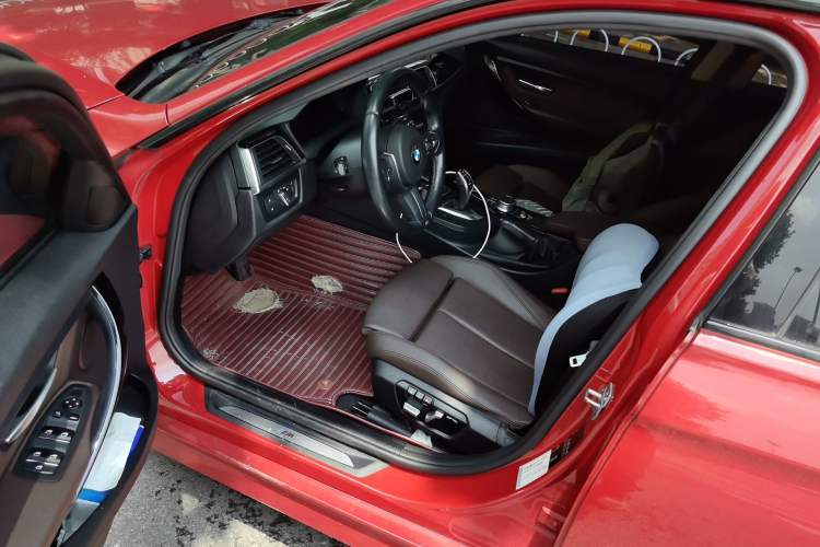 Used BMW 3 Series 2018 320Li Leading Model M Sport Package Driver Seat