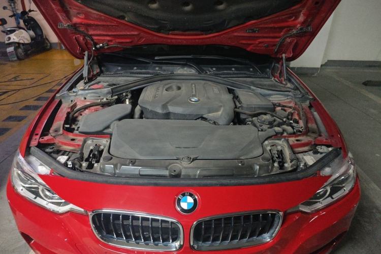 Used BMW 3 Series 2018 320Li Leading Model M Sport Package Engine Bay