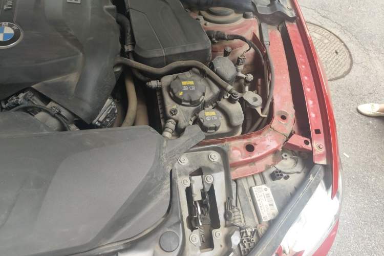 Used BMW 3 Series 2018 320Li Leading Model M Sport Package Engine Bay Left