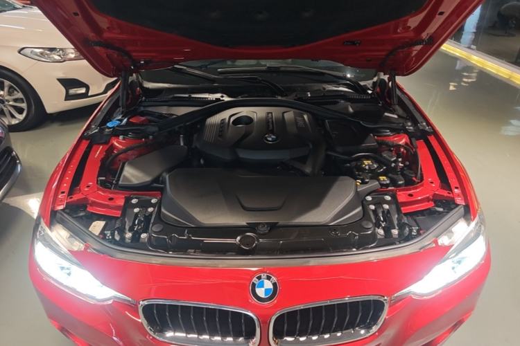Used BMW 3 Series 2018 320Li Leading Model M Sport Package Engine Bay