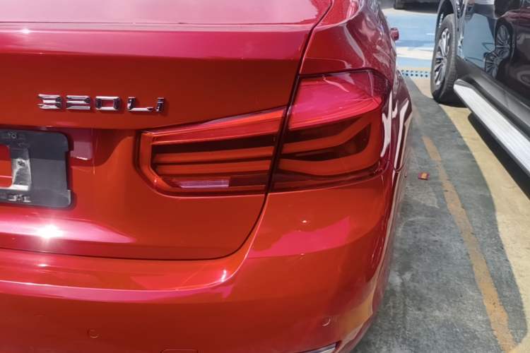 Used BMW 3 Series 2018 320Li Fashion Model Exterior 3