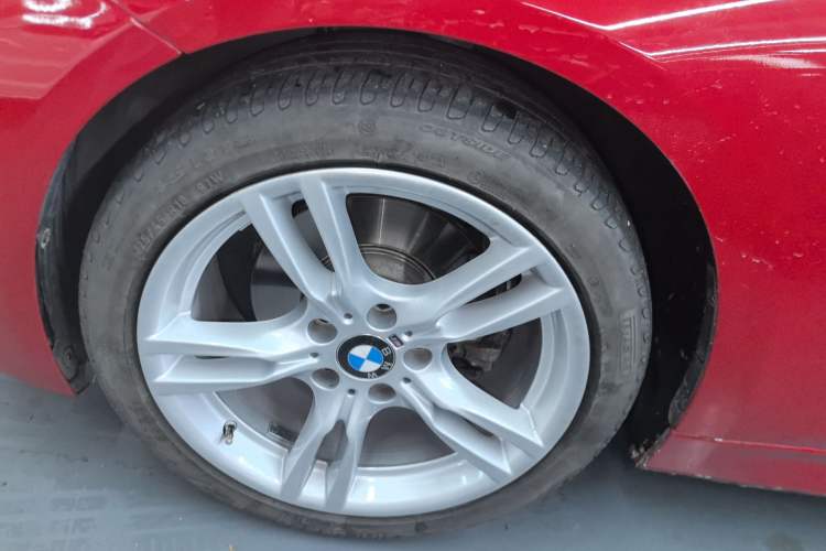 Used BMW 3 Series 2018 320Li Leading Model M Sport Package Exterior 4