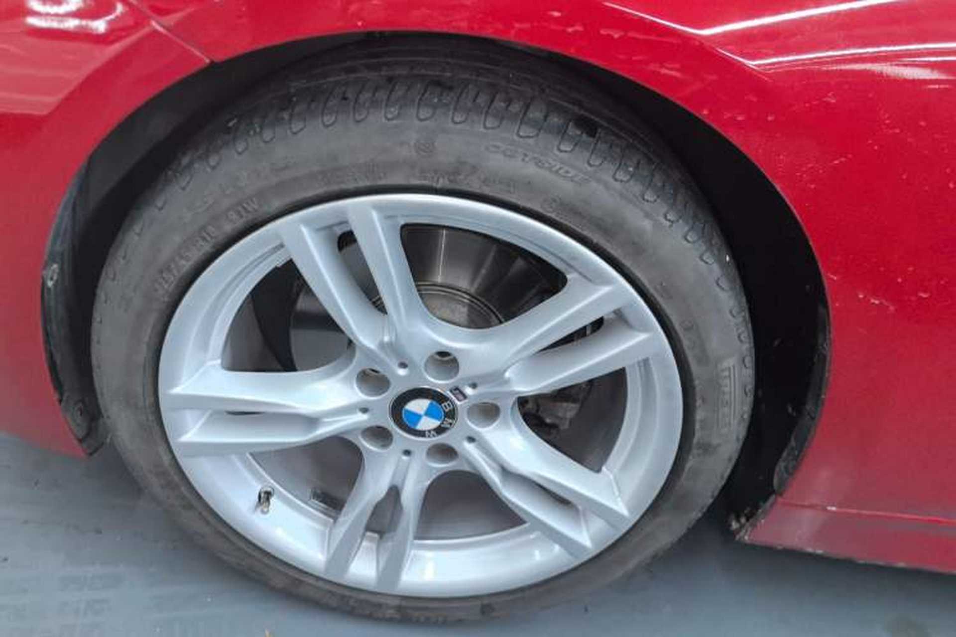 Used BMW 3 Series 2018 320Li Leading Model M Sport Package Exterior 4