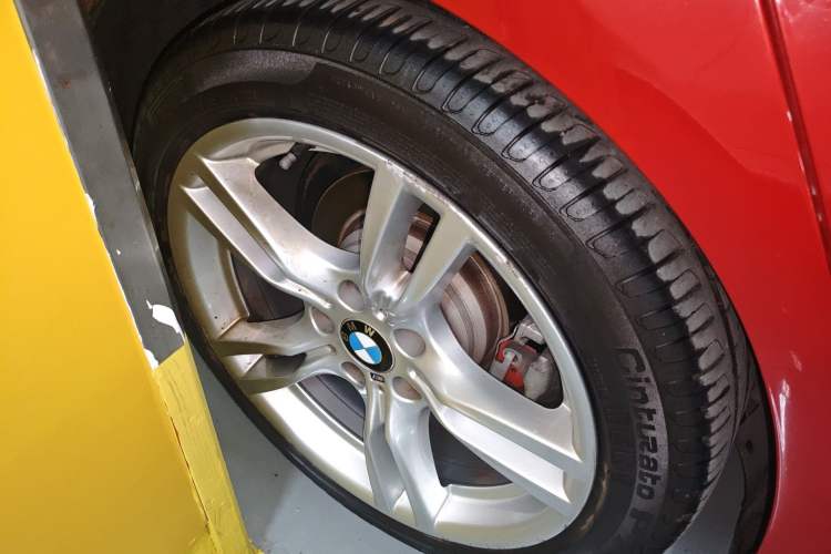 Used BMW 3 Series 2018 320Li Leading Model M Sport Package Exterior 5