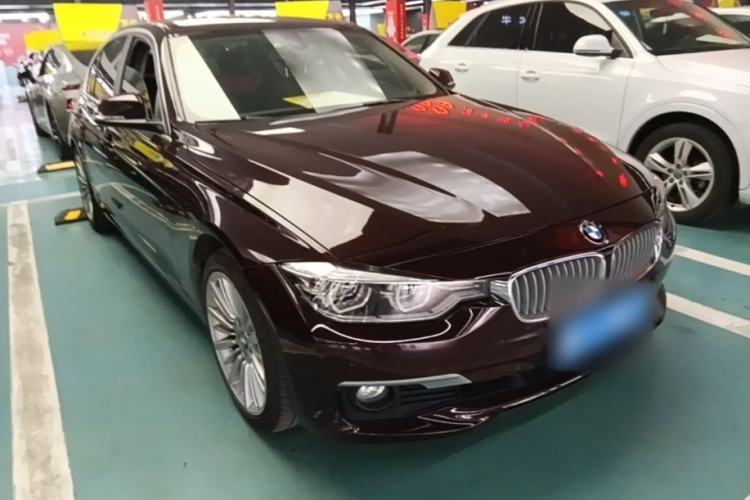 Used BMW 3 Series 2018 320Li Fashion Model Front Right 45 Deg