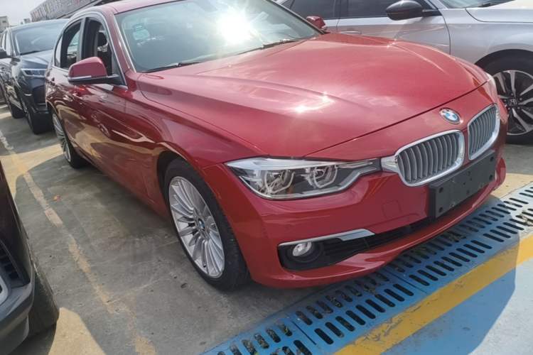 Used BMW 3 Series 2018 320Li Fashion Model Front Right 45 Deg