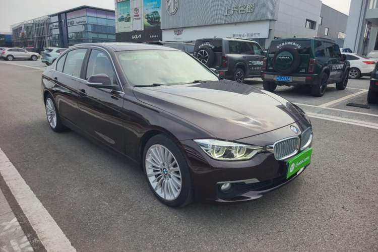 Used BMW 3 Series 2018 320Li Fashion Model Front Right 45 Deg