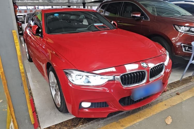 Used BMW 3 Series 2018 320i M Sport Package Front Right 45 Deg