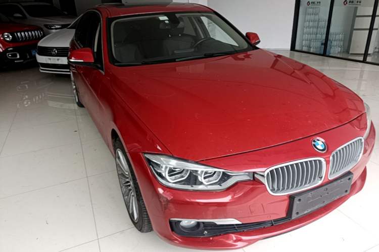 Used BMW 3 Series 2018 320Li Fashion Model Front Right 45 Deg