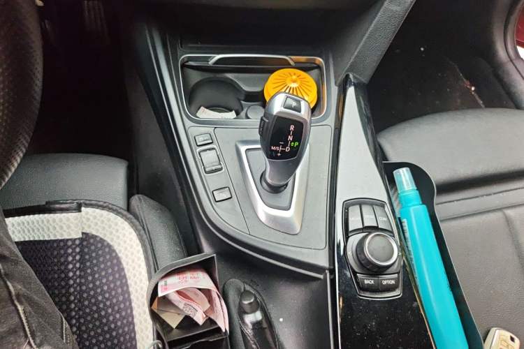 Used BMW 3 Series 2018 320Li Fashion Model Gear Lever