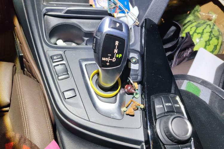 Used BMW 3 Series 2018 320Li Fashion Model Gear Lever