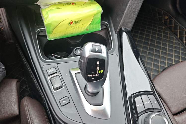 Used BMW 3 Series 2018 320Li Fashion Model Gear Lever
