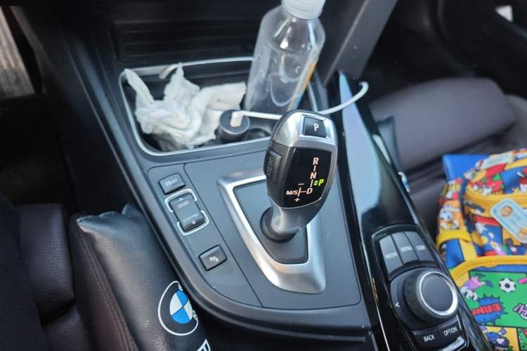 Used BMW 3 Series 2018 320Li Fashion Model Gear Lever