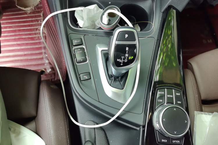 Used BMW 3 Series 2018 320Li Leading Model M Sport Package Gear Lever