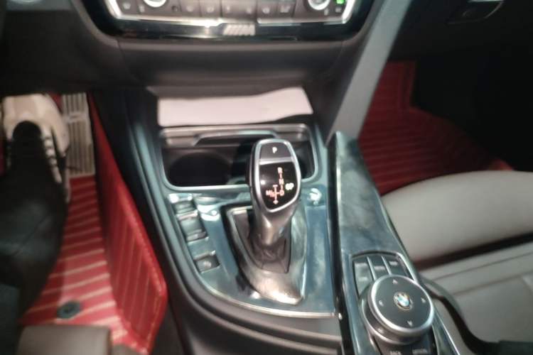 Used BMW 3 Series 2018 320Li Leading Model M Sport Package Gear Lever