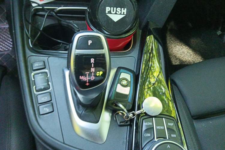 Used BMW 3 Series 2018 320Li Leading Model M Sport Package Gear Lever