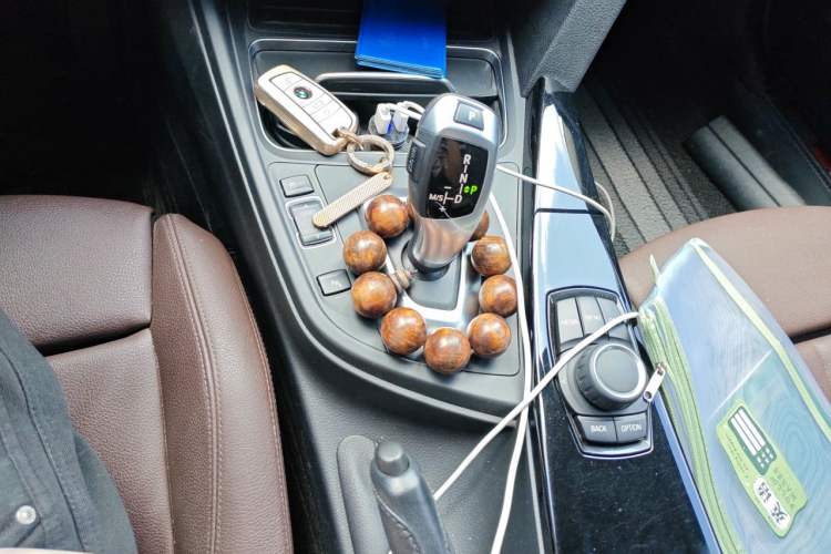 Used BMW 3 Series 2018 320Li Fashion Model Gear Lever