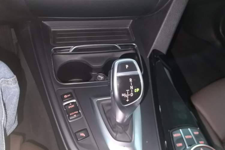 Used BMW 3 Series 2018 320Li Leading Model M Sport Package Gear Lever