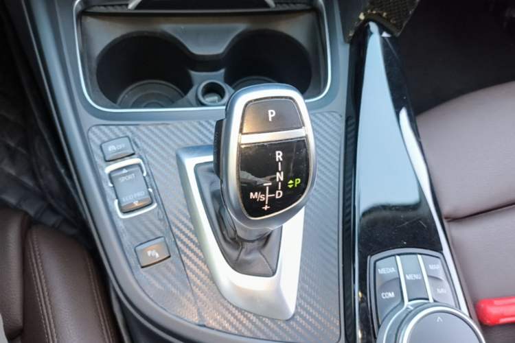 Used BMW 3 Series 2018 320Li M Sport Night Edition Gear Lever
