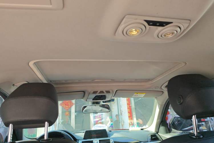 Used BMW 3 Series 2018 320Li Fashion Model Headliner