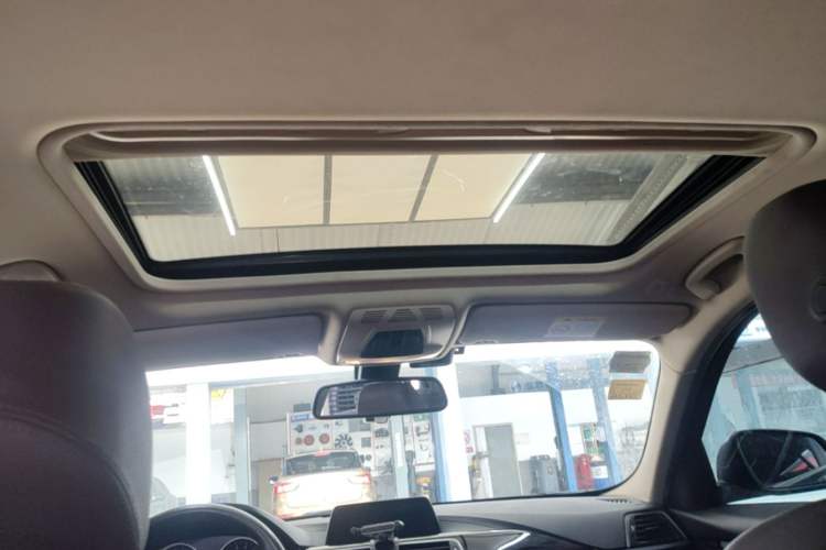 Used BMW 3 Series 2018 320Li Fashion Model Headliner