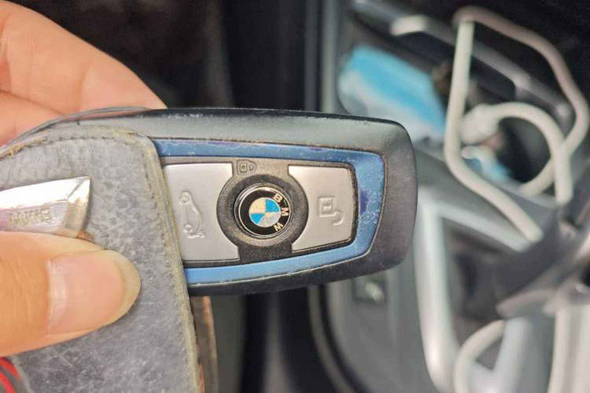 Used BMW 3 Series 2018 320i M Sport Package Interior 1