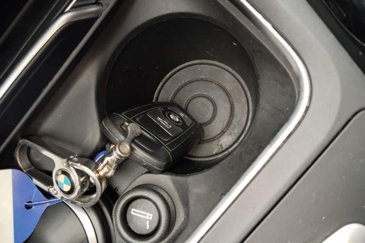 Used BMW 3 Series 2018 320Li Fashion Model Interior 1