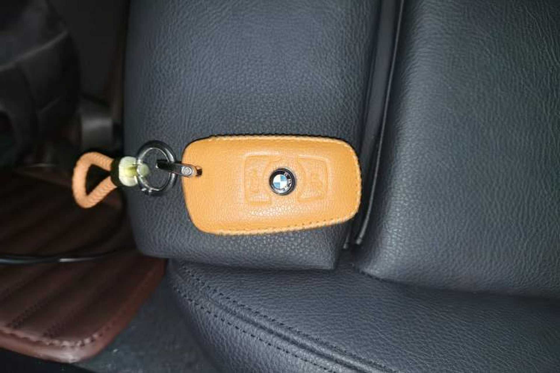 Used BMW 3 Series 2018 320Li Fashion Model Interior 1